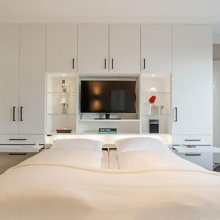 Luett Stuv 아파트 *